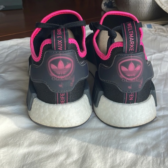 Adidas nmd r1 - Picture 3 of 6